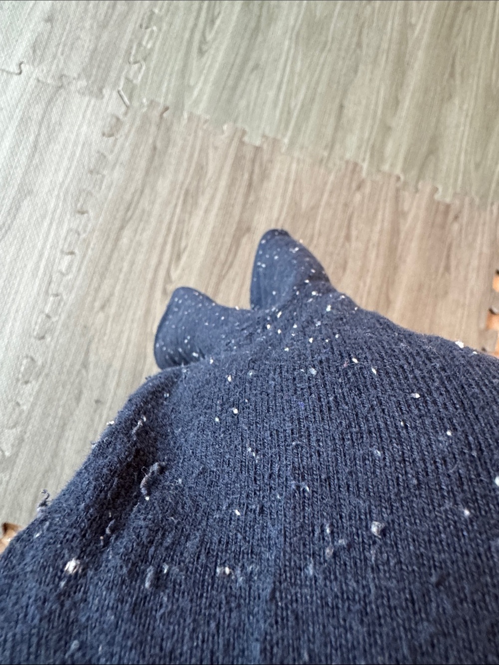LOFT Navy Speckled Sweater with Skiing Polar Bear - Women’s Size XL - Picture 6 of 6